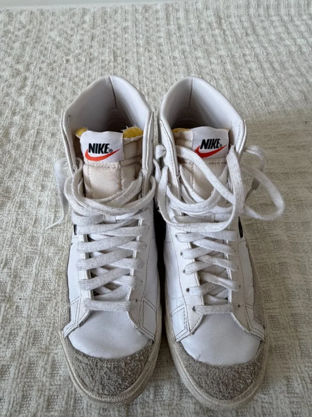 Nike Blazer Mid '77 Vintage White/Black | Women's Size 9 (Fits 8-8.5)